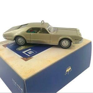 1966 Oldsmobile Toranado Hallmark Ornament